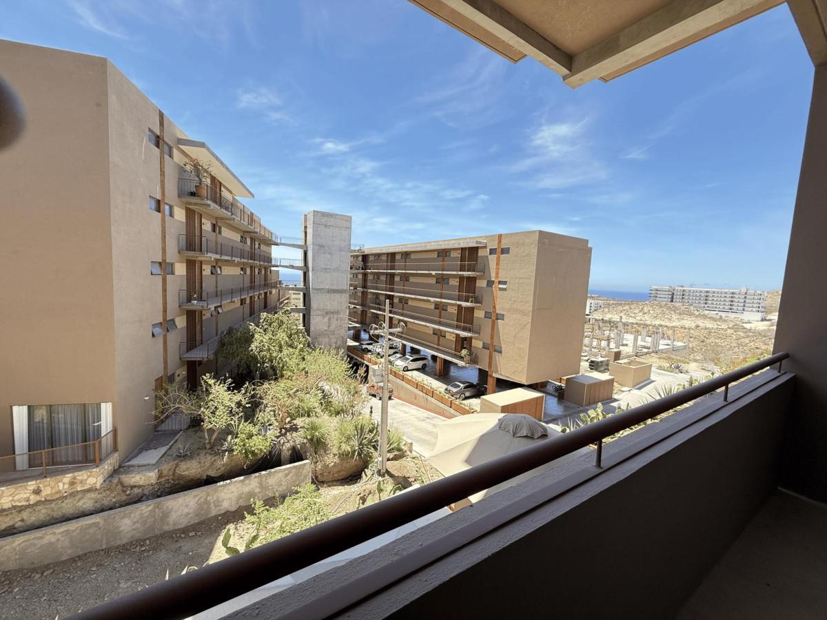 MLS #25-2947 image #0