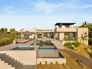 Grand Mansion del o Pacific Pacific BCS MLS #24-5924 44 broker reciprocity