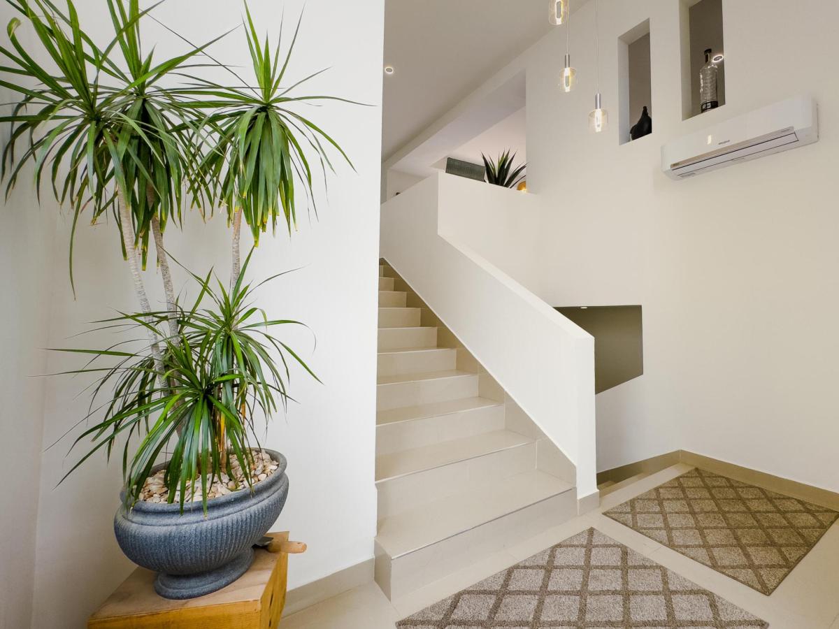 MLS #25-3326 image #0