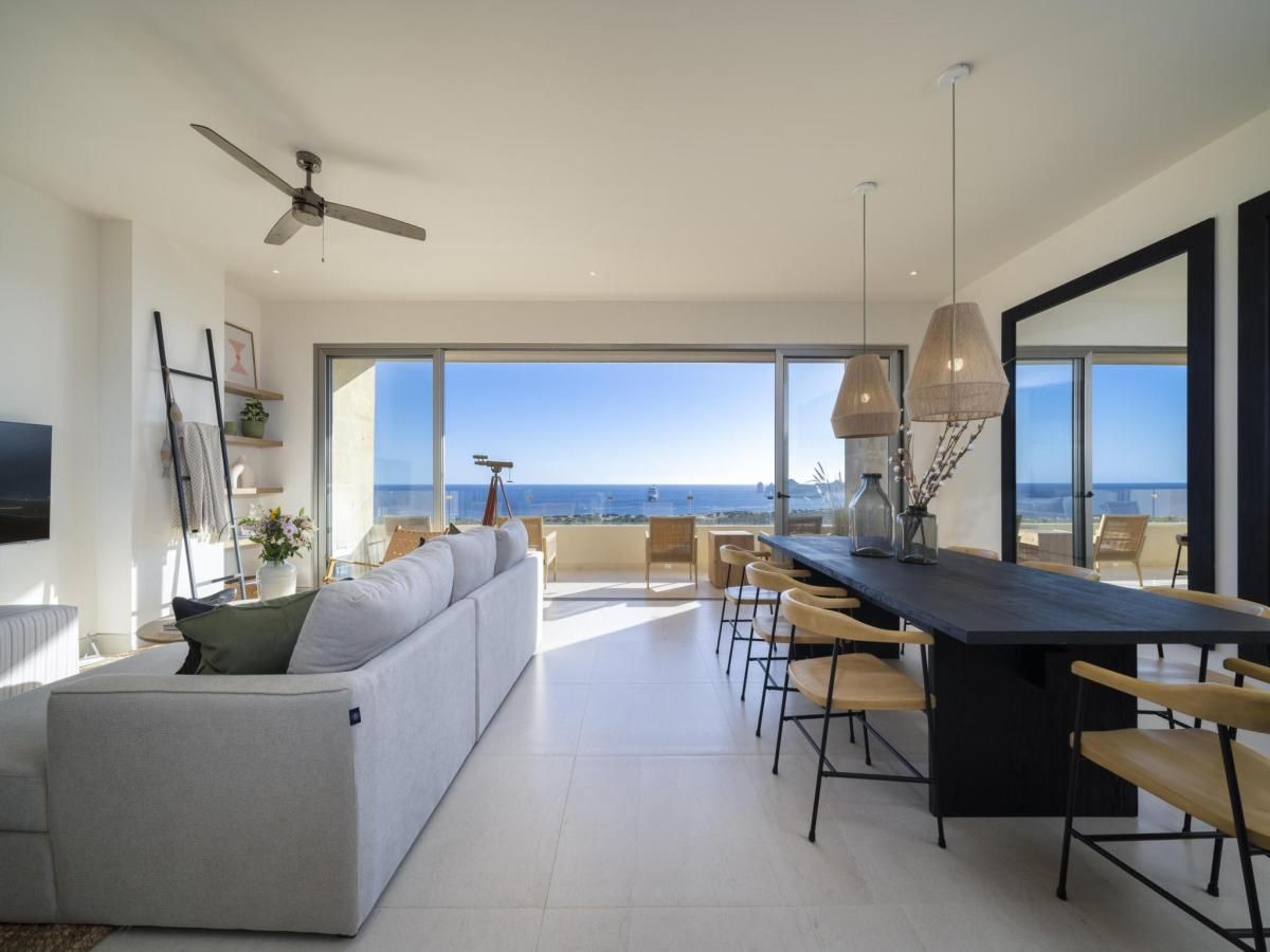 MLS #25-3501 image #0