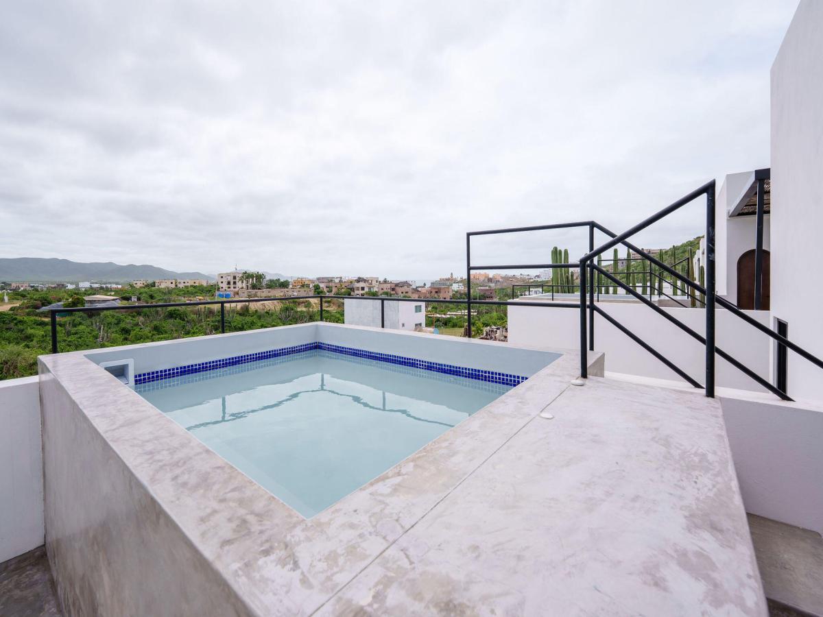 Property listings in Salt Breeze Subdivision 3 MLS #25-3788 image #0