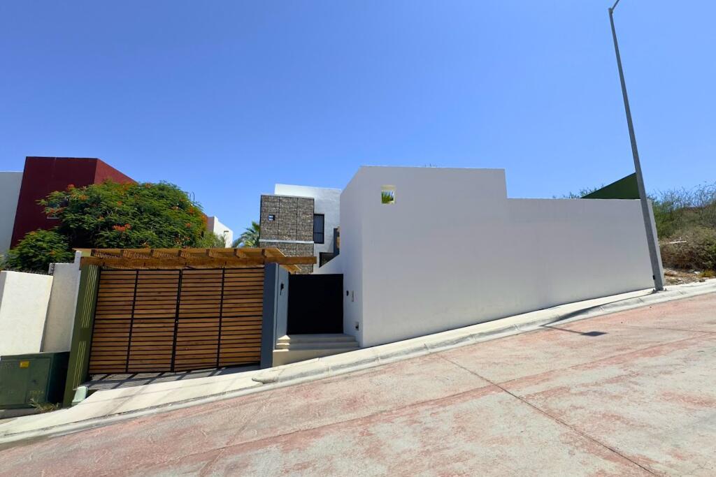 MLS #25-3841 image #0