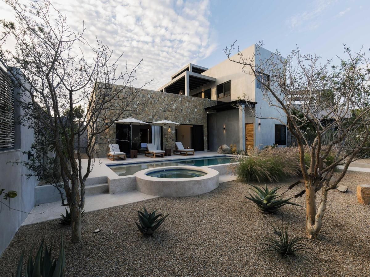 MLS #25-4094 image #0