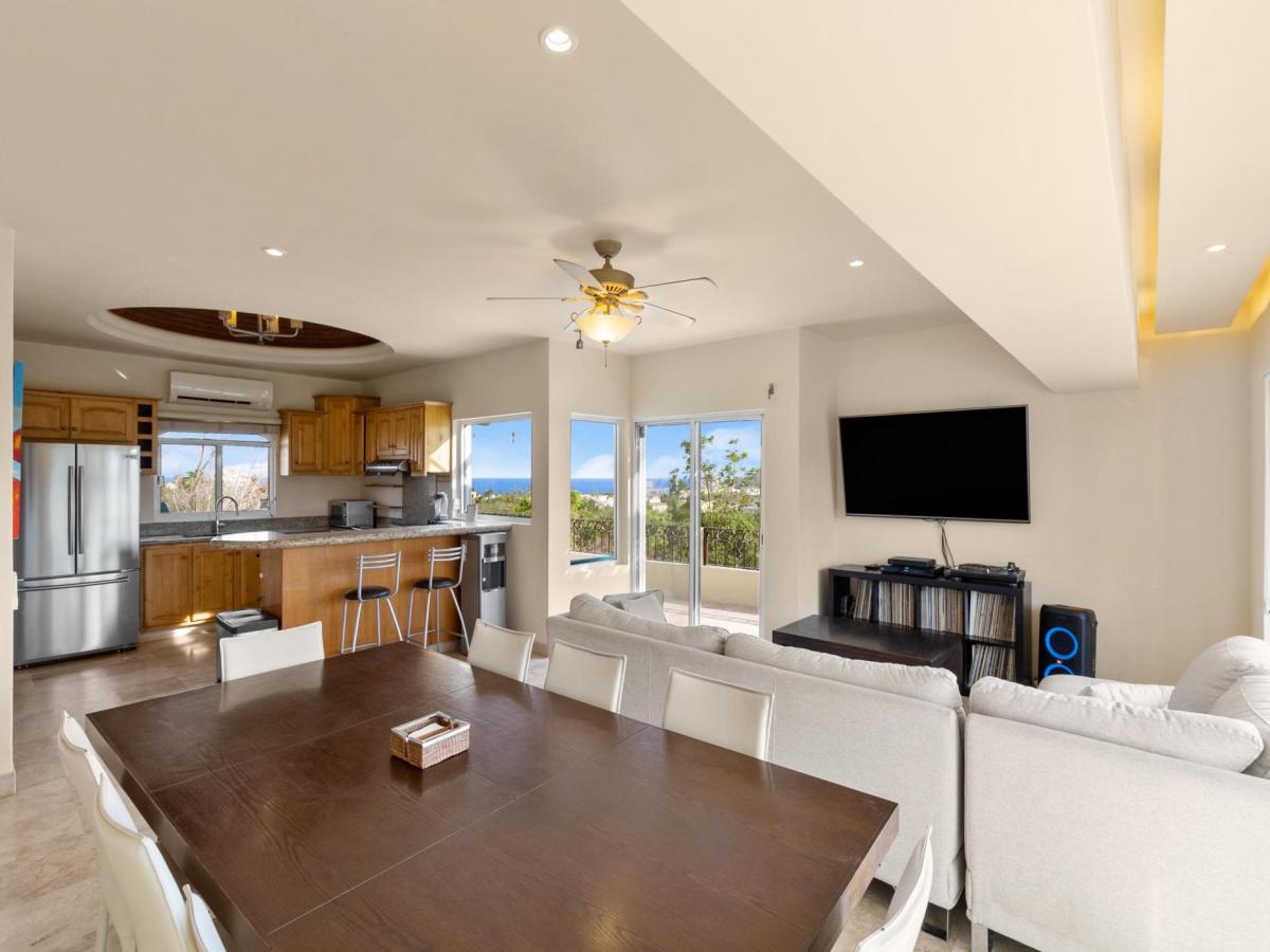 MLS #25-421 image #0