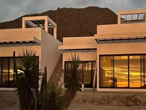 MLS #25-4308 image #0