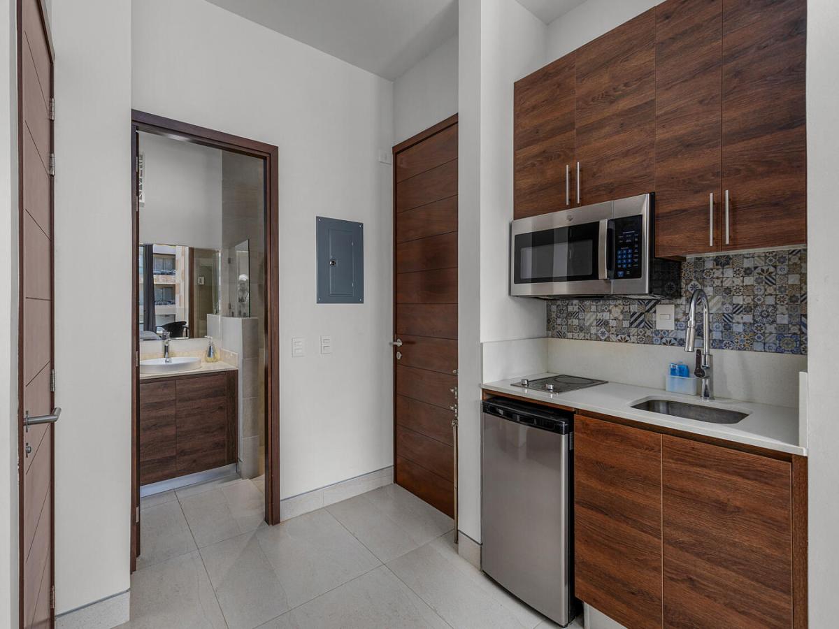 MLS #25-4352 image #0