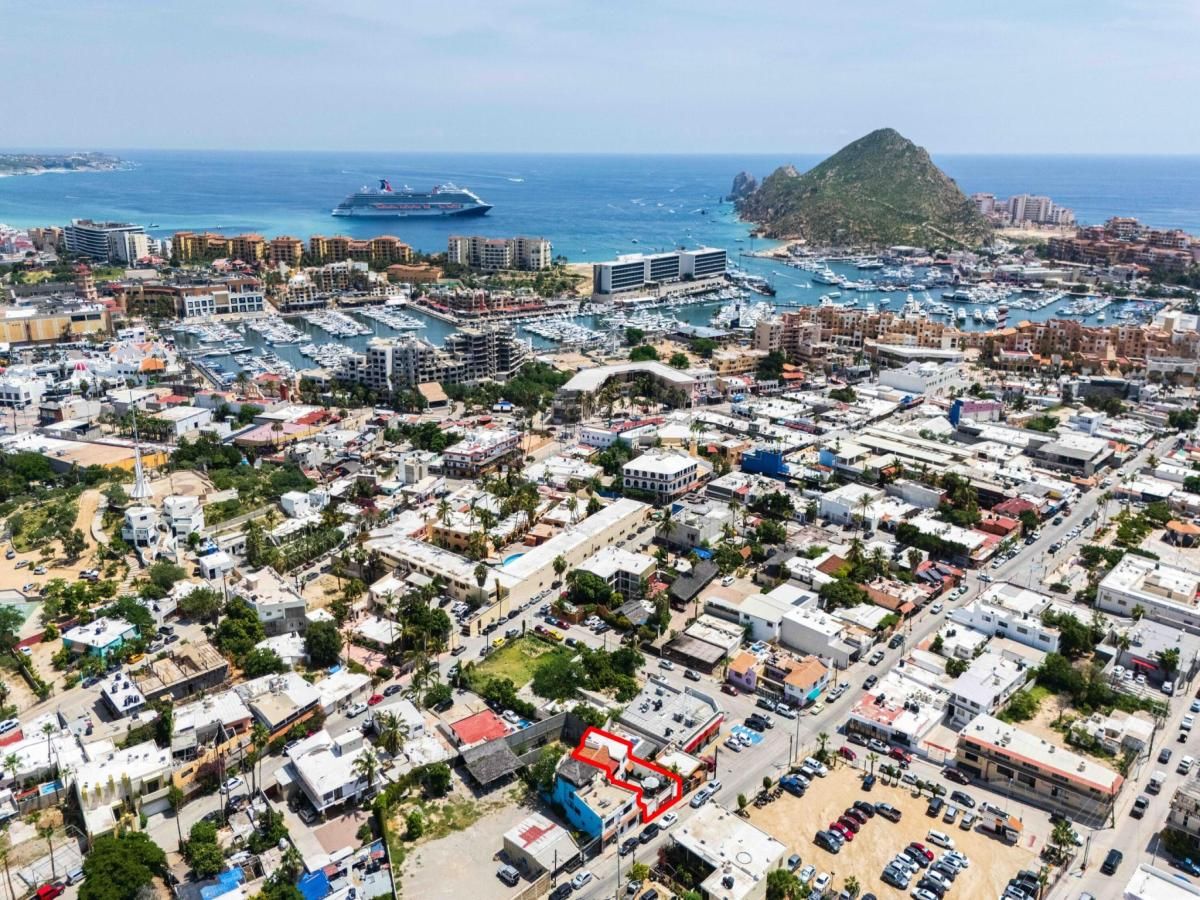 MLS #25-4355 image #0