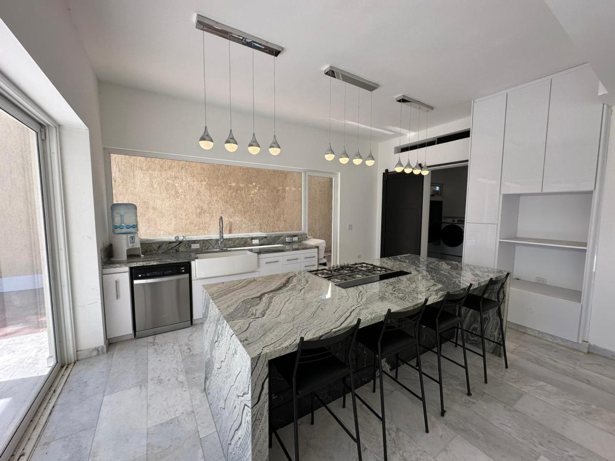 1055 REFORMA CASA KIM CALLE REFORMA La Paz BCS MLS #25-4737 41 MLS #25-4737 image #0