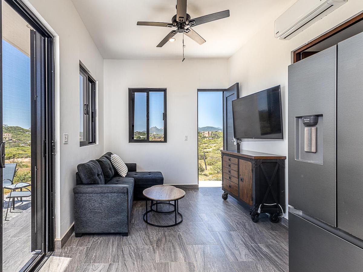 MLS #25-4790 image #0