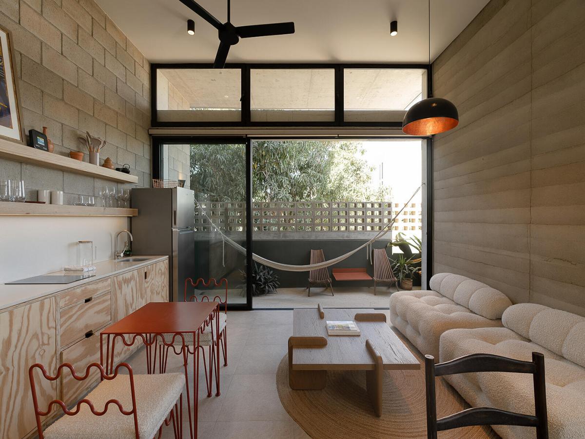 MLS #25-4821 image #0