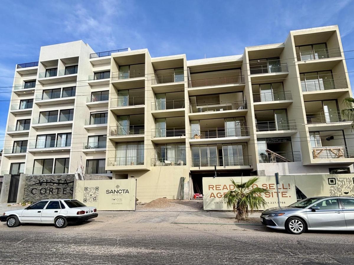 MLS #25-500 image #0