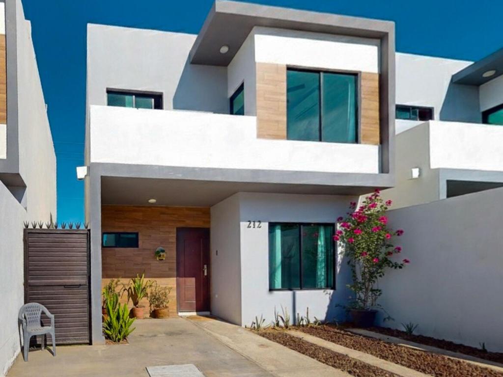 MLS #25-5055 image #0