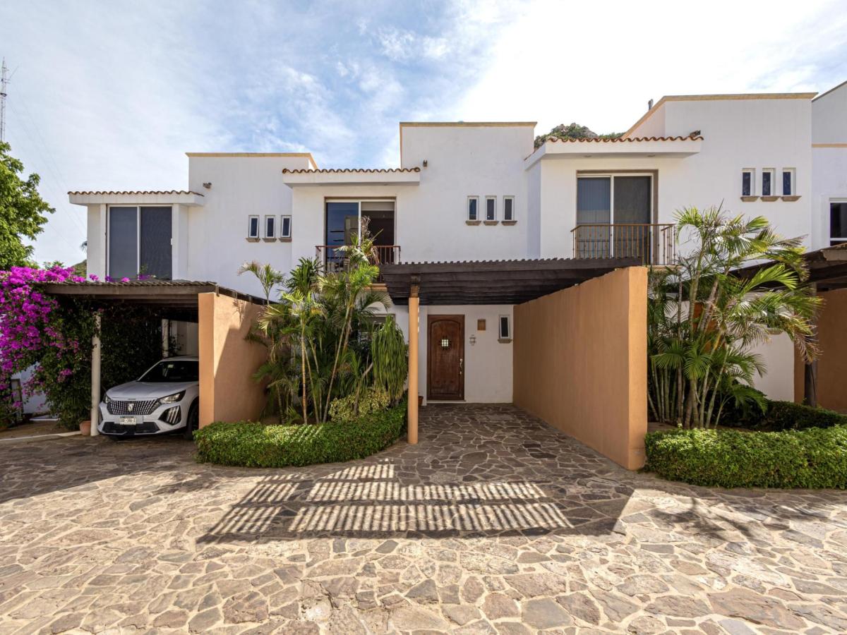 Camino Del Cerro Casa A-2 Santa Rita Pedregal Cabo San Lucas BCS MLS #25-5150 41 MLS #25-5150 image #0