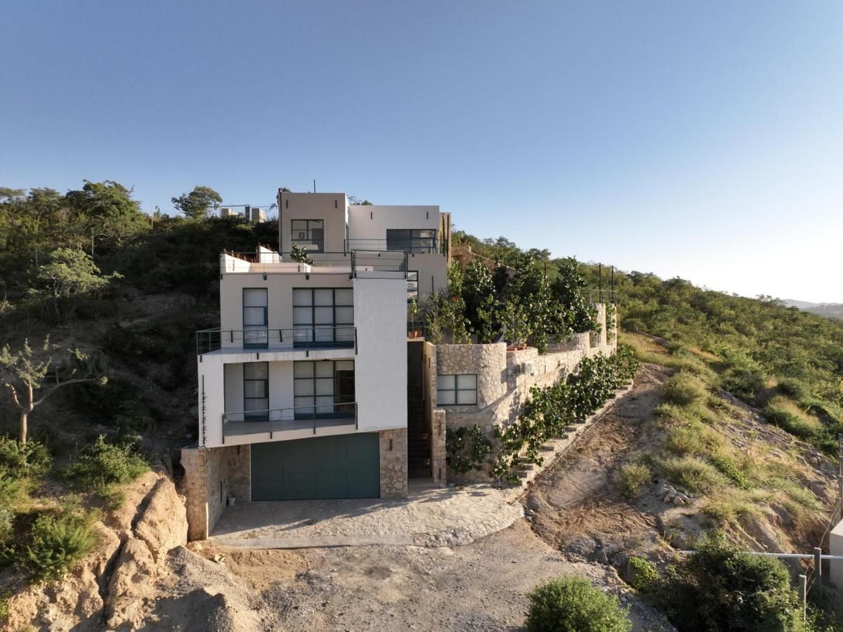 MLS #25-5214 image #0