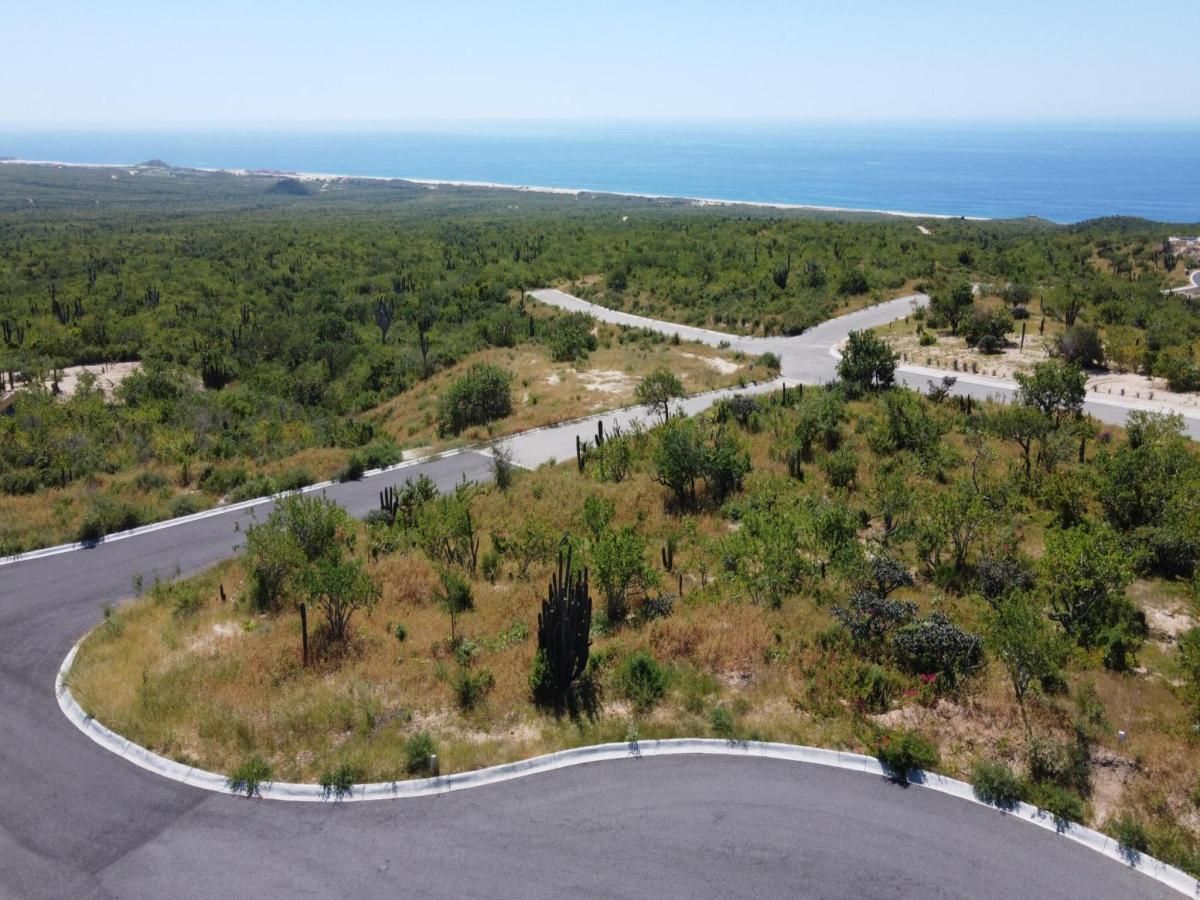 MLS #25-5233 image #0