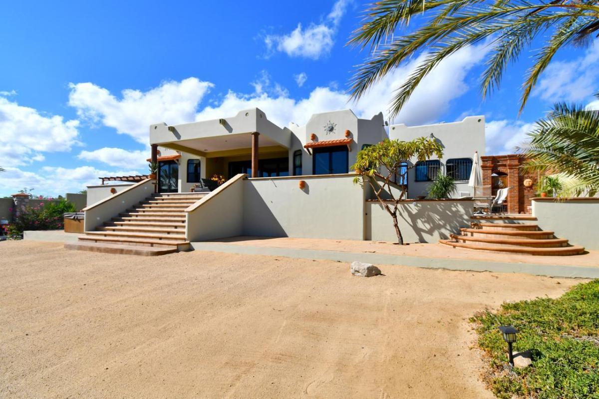 S/N Calle Fondo Marino CASA CALIFORNIA La Paz BCS MLS #25-5264 41 MLS #25-5264 image #0