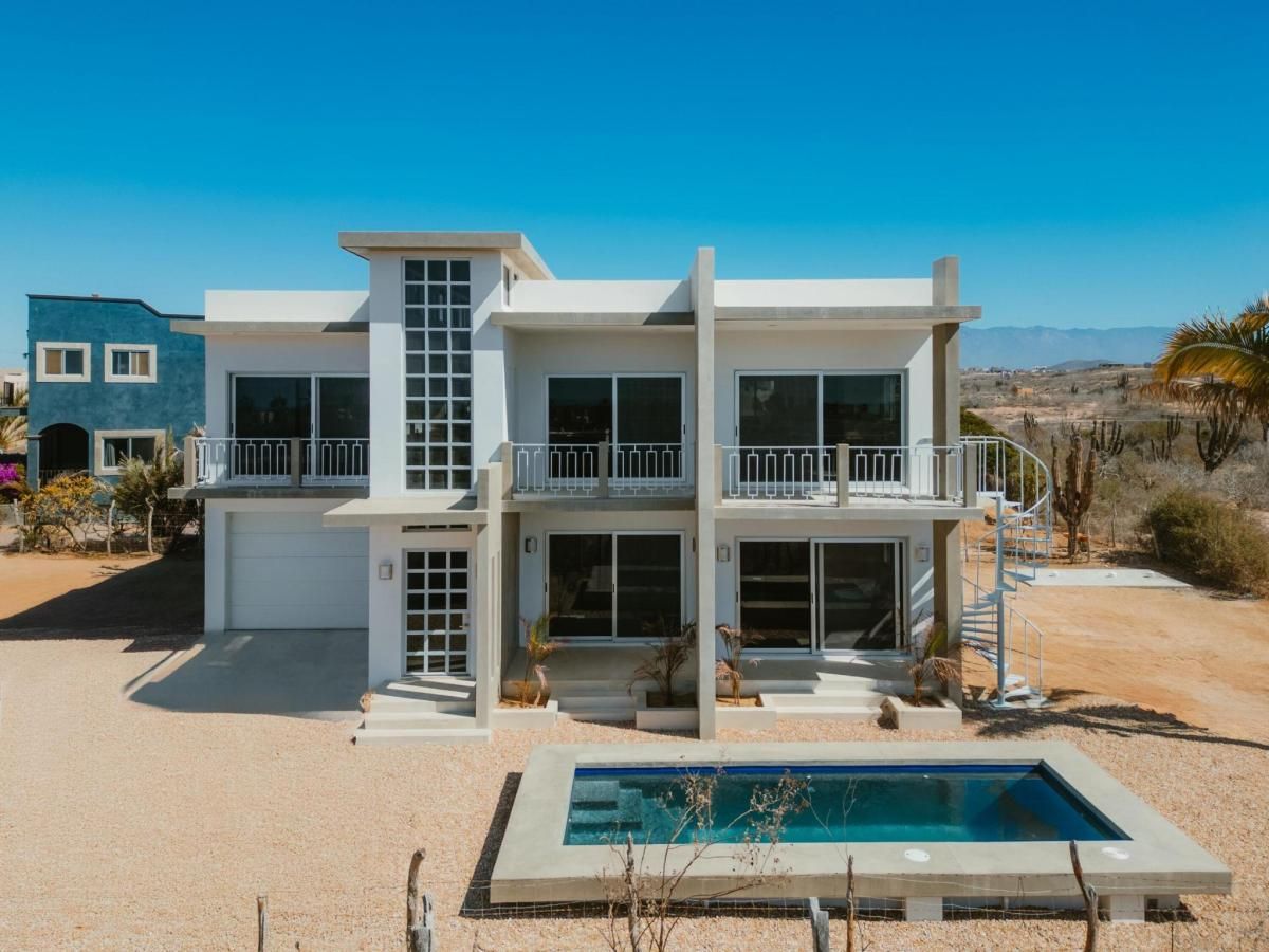 MLS #25-527 image #0