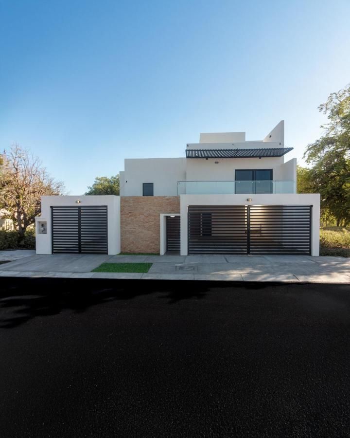 MLS #25-5600 image #0