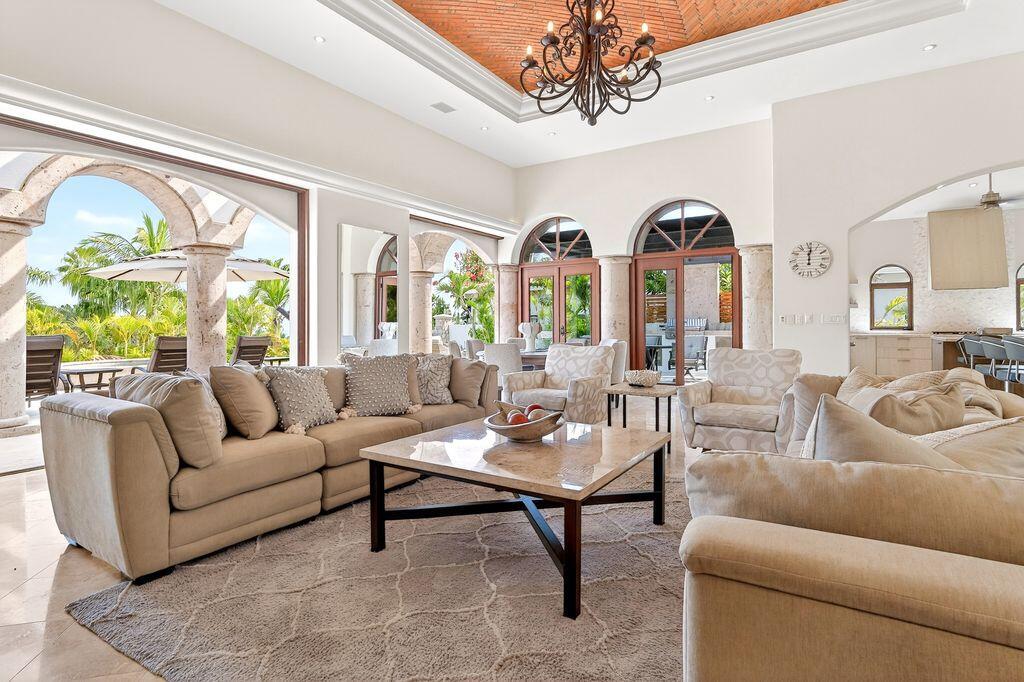 MLS #25-5665 image #0