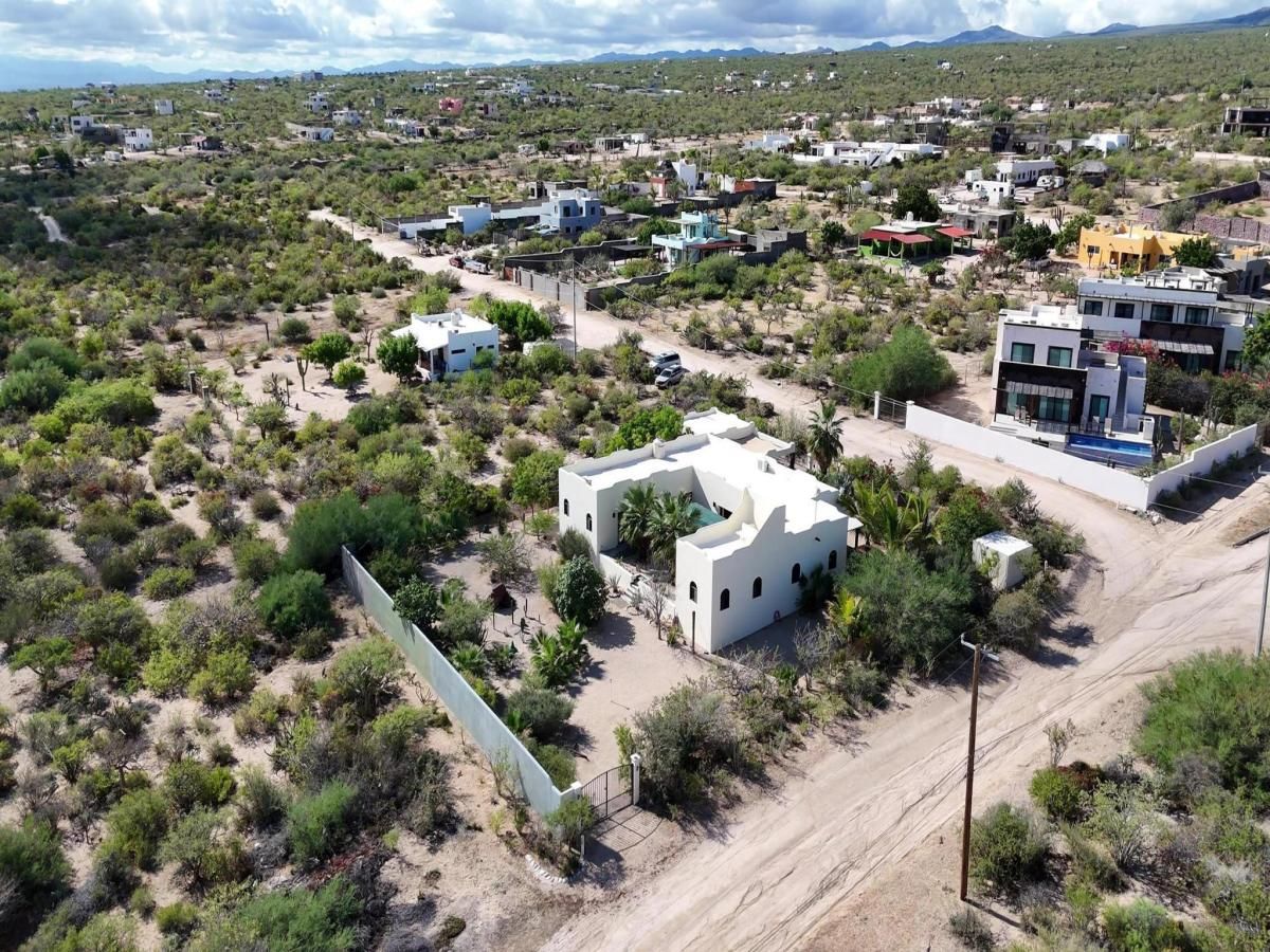 Casa Wile E. Coyote La Paz BCS MLS #25-5692 37 MLS #25-5692 image #0