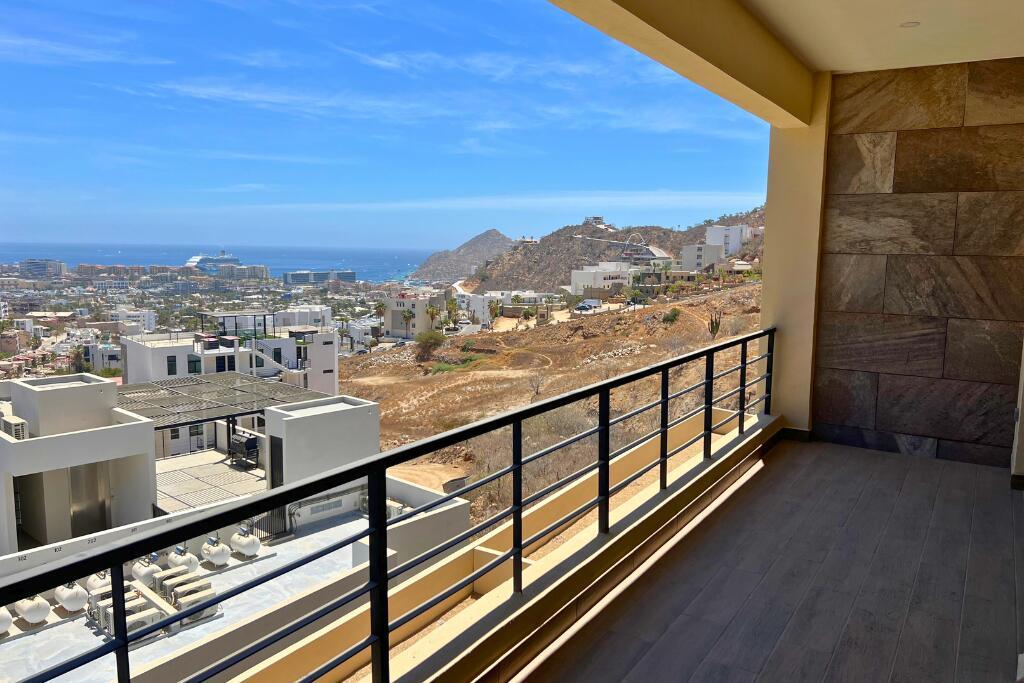 MLS #25-5756 image #0