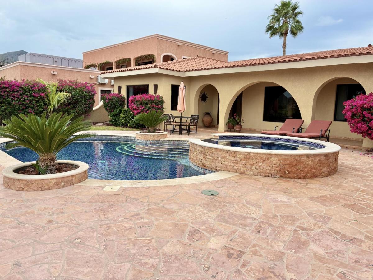 MLS #25-5773 image #0