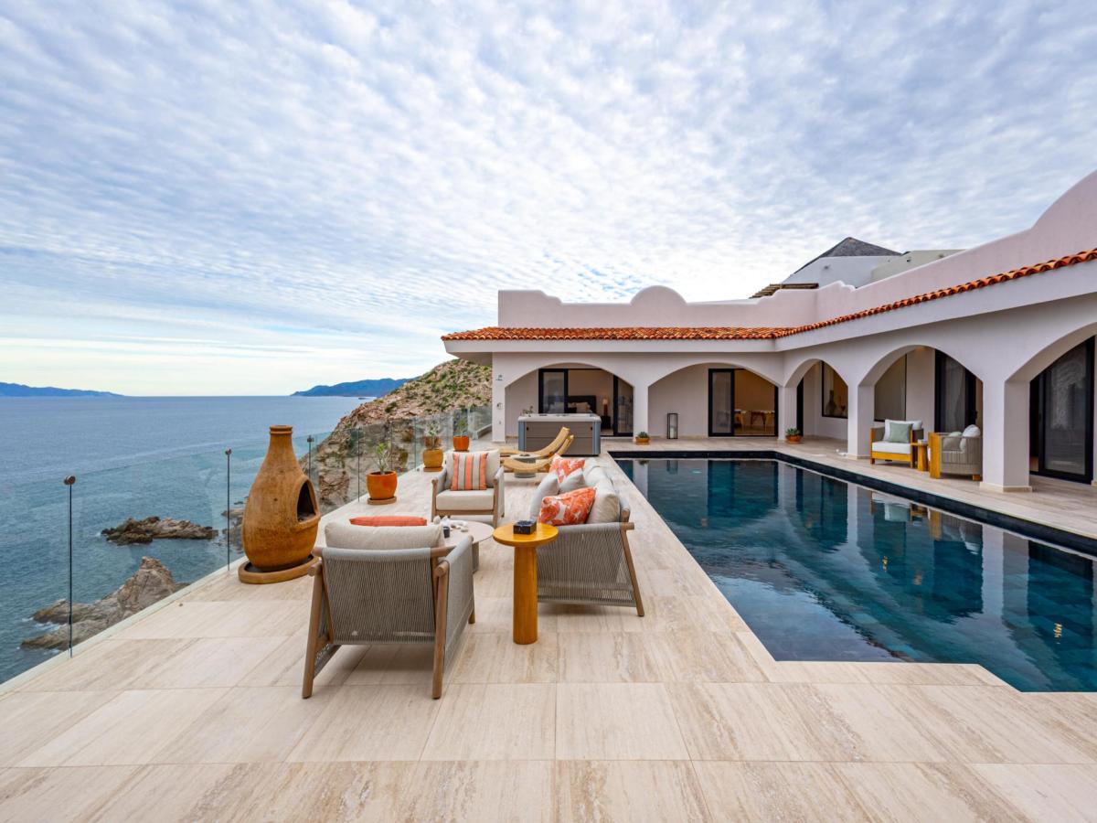 MLS #25-5874 image #0