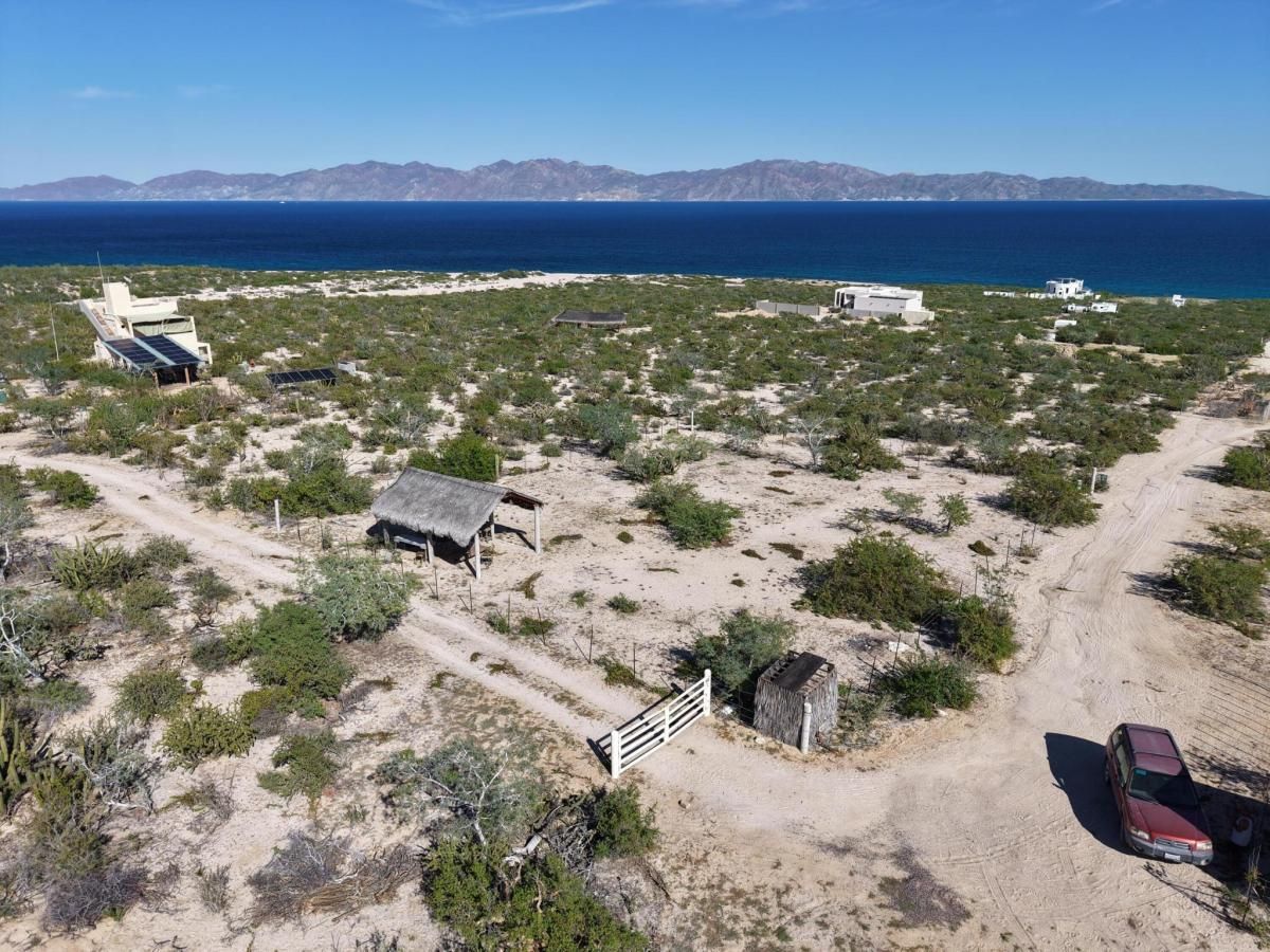 MLS #25-5905 image #0