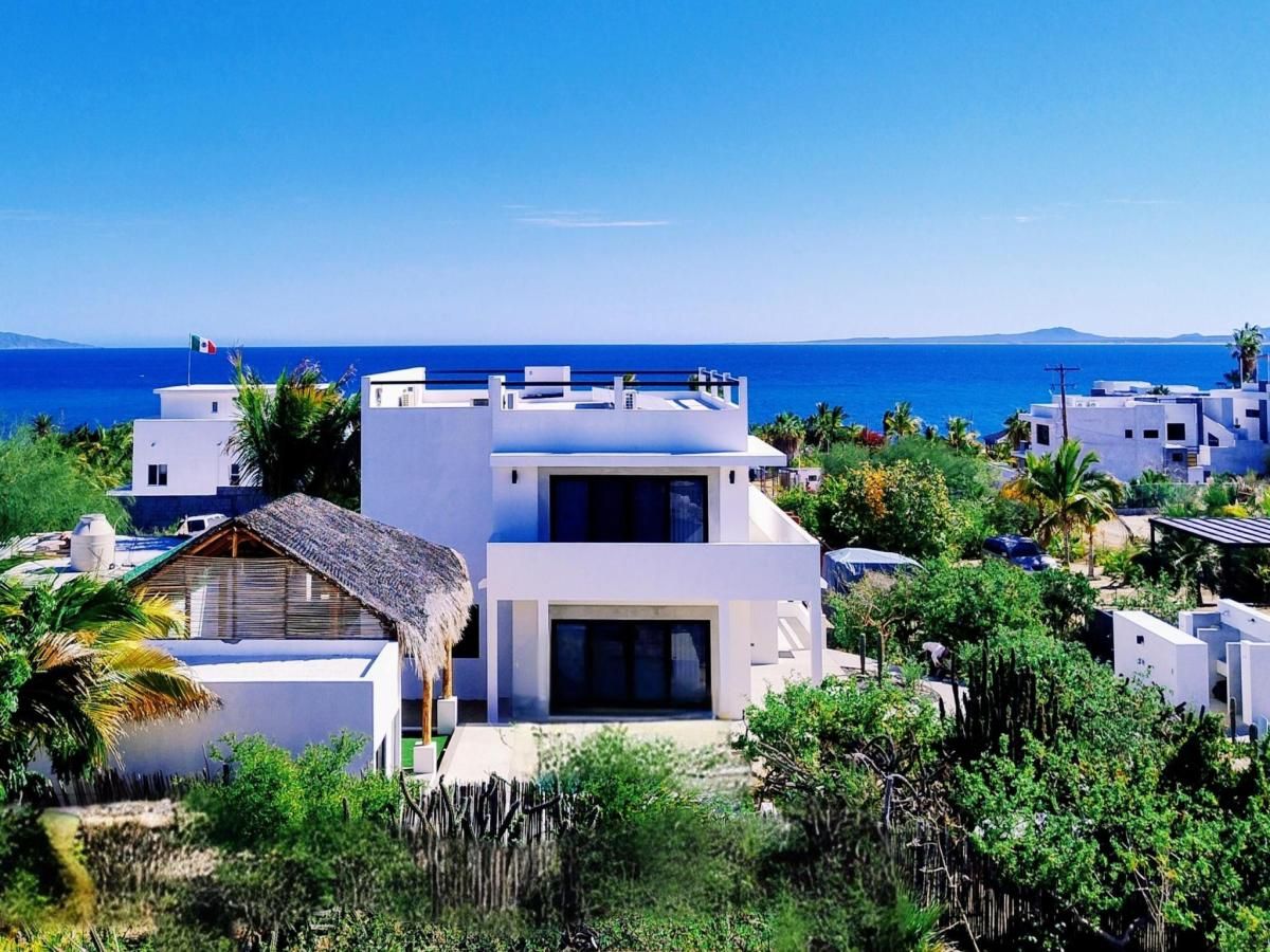 MLS #25-5953 image #0