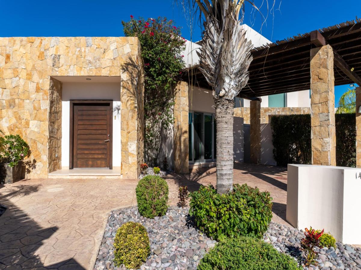 MLS #25-6020 image #0