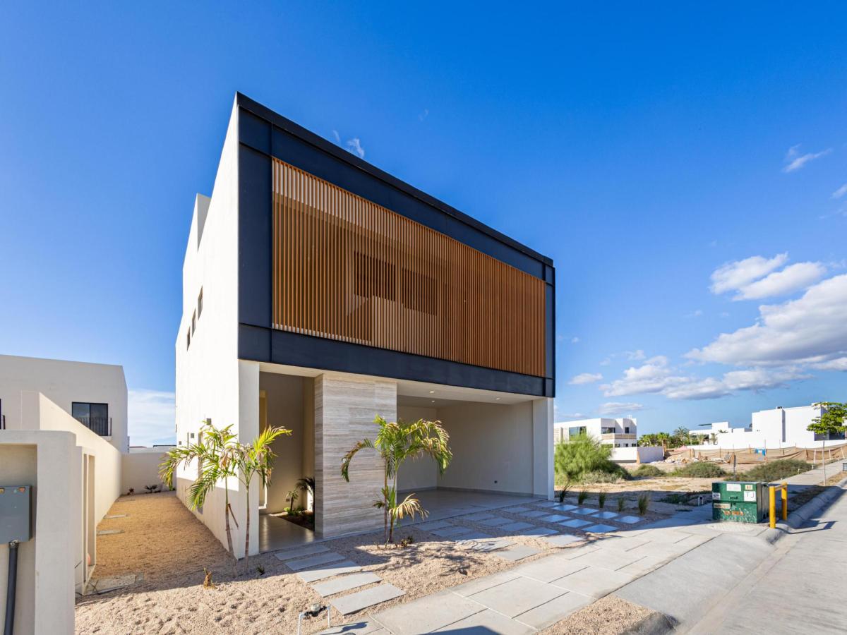 Residencial Almar Lombana LT 10 MZ 02 La Paz BCS MLS #25-6029 41 MLS #25-6029 image #0