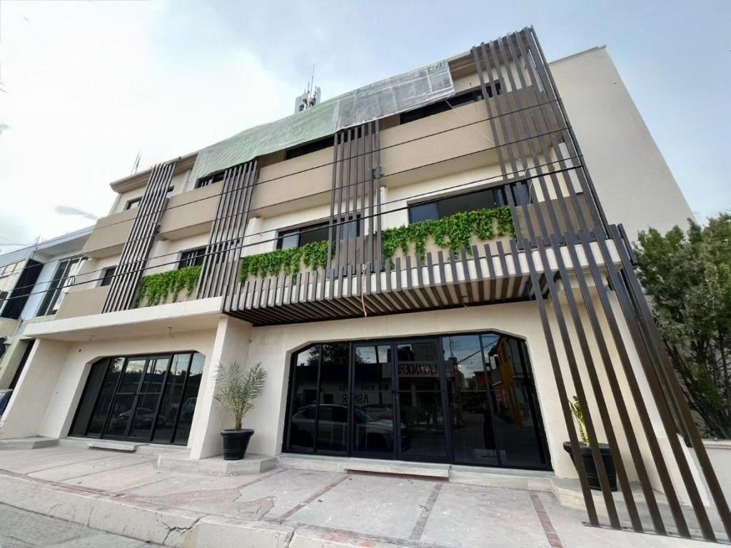 calle Revolucion 1910 Unidad 19 I tower Cabo San Lucas BCS MLS #25-6040 41 MLS #25-6040 image #0