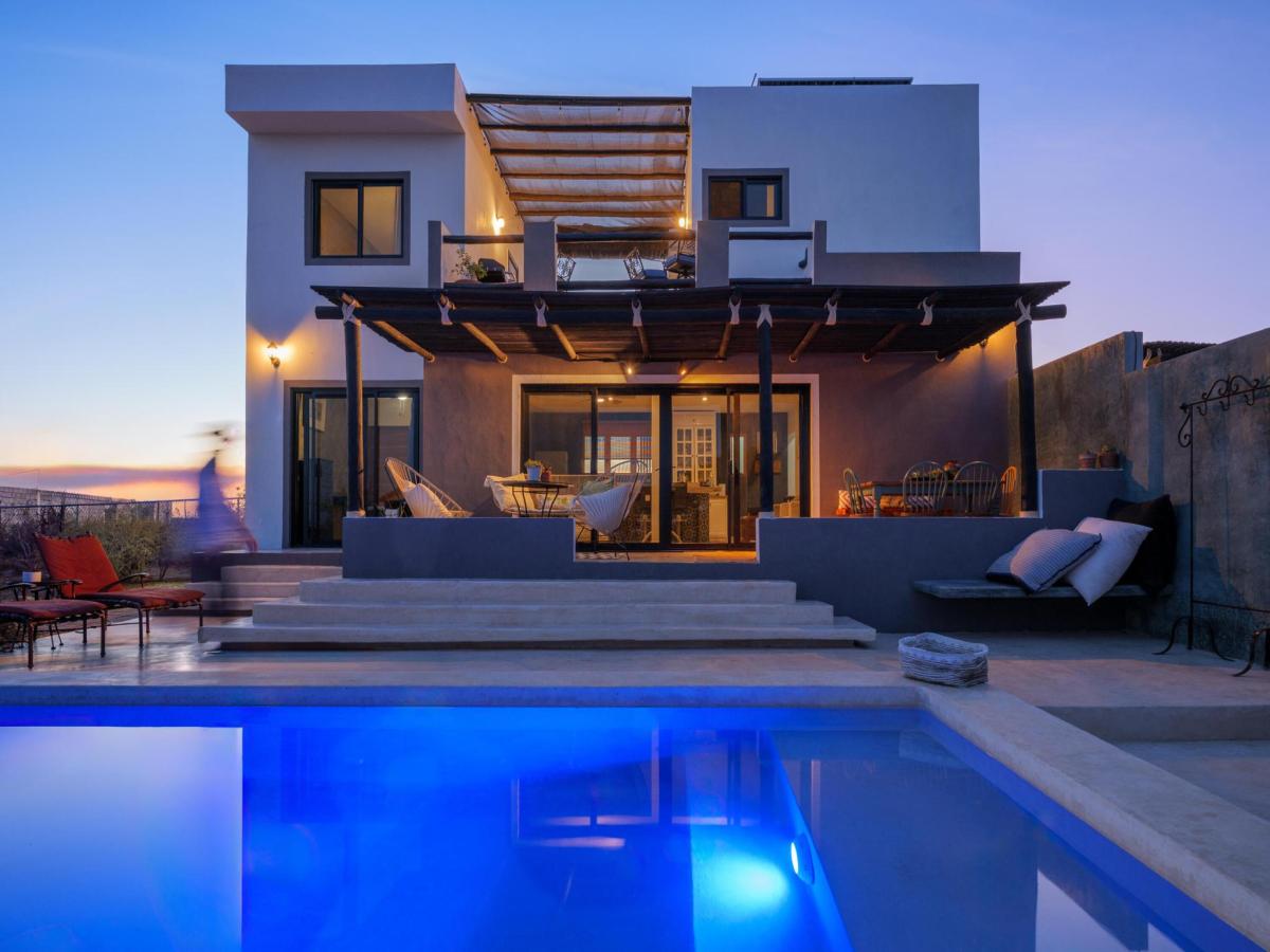 MLS #25-668 image #0