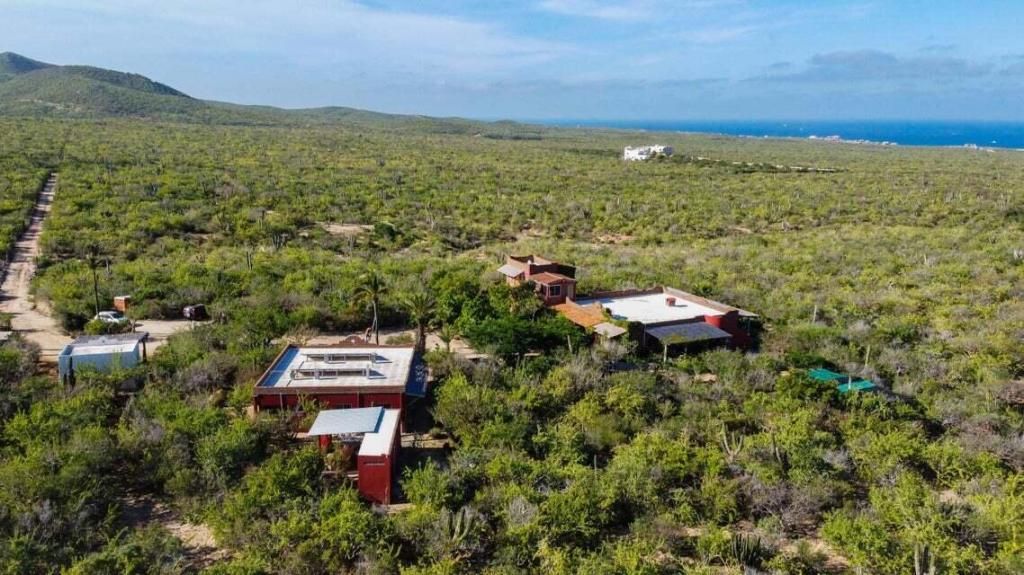 MLS #25-749 image #0