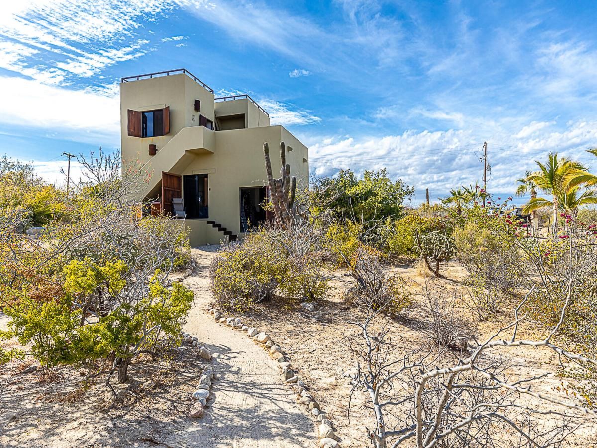 MLS #25-876 image #0