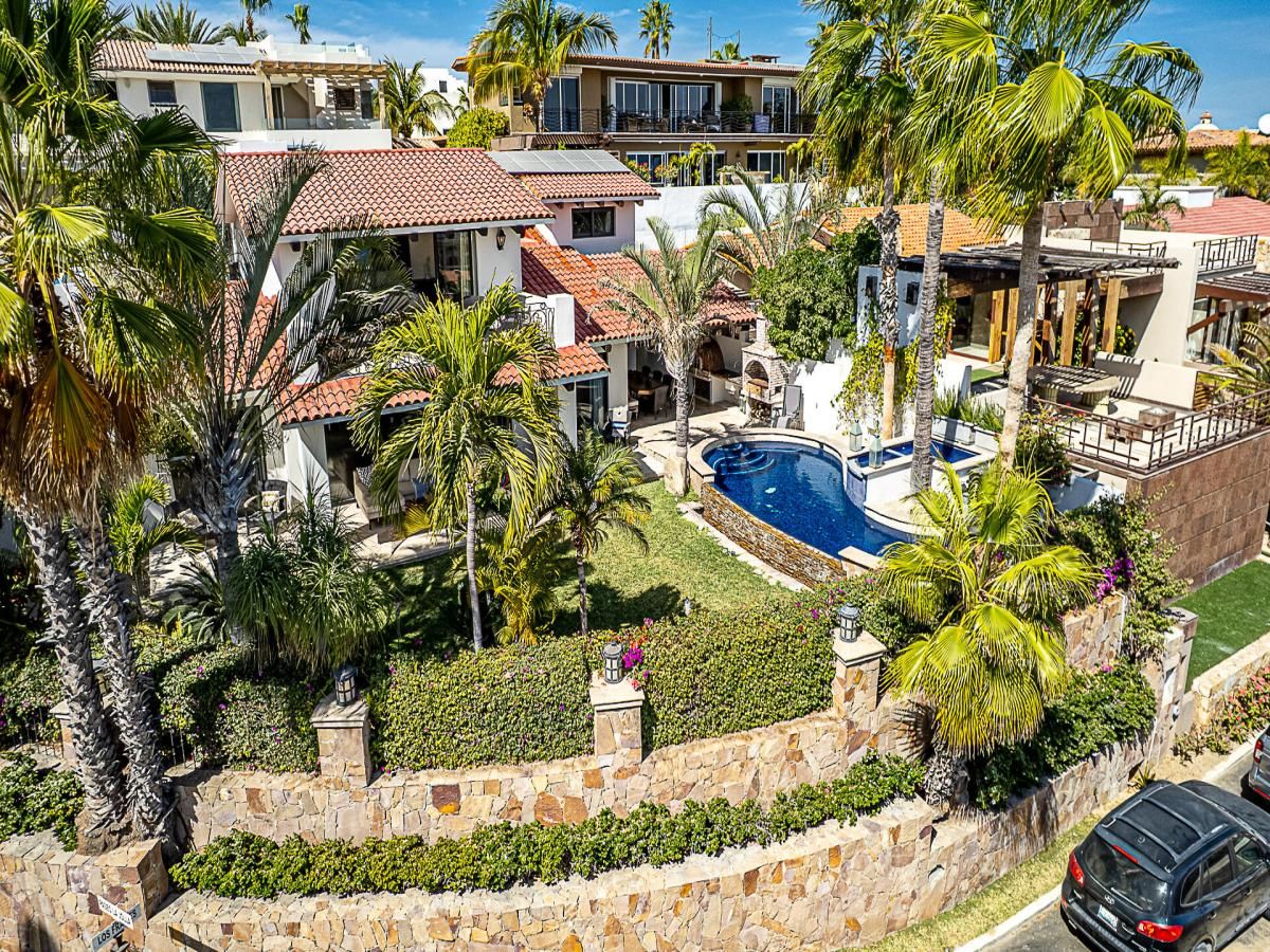 MLS #25-949 image #0