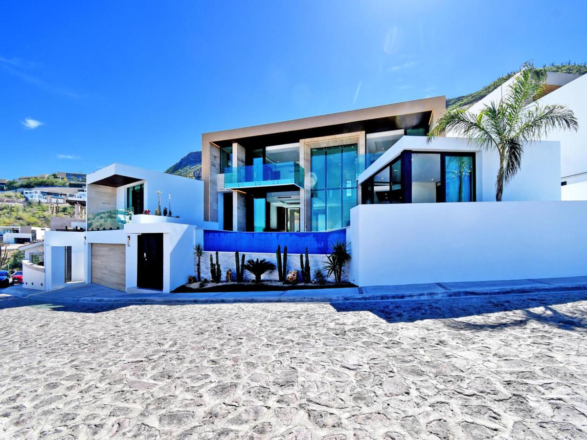 855 B Camino De Aguamarina Vista Hermosa La Paz BCS MLS #26-1207 37 MLS #26-1207 image #0