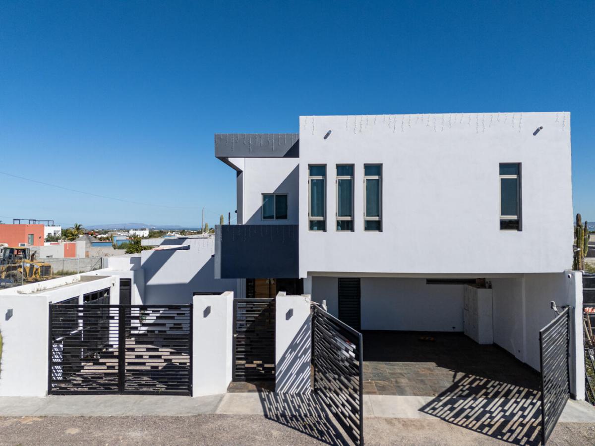 MLS #26-250 image #0