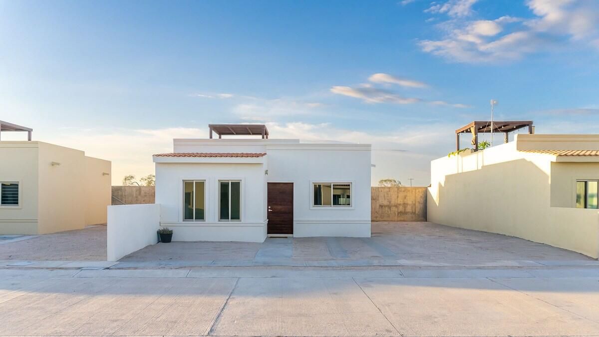 Via Genova Casa Galeta - Coto 3 Lt 25 La Paz BCS MLS #26-300 41 MLS #26-300 image #0