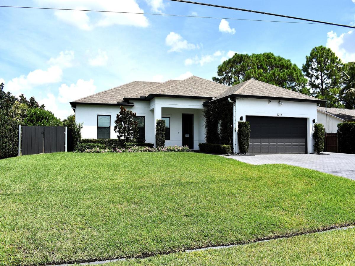 MLS #B26025629 image #0
