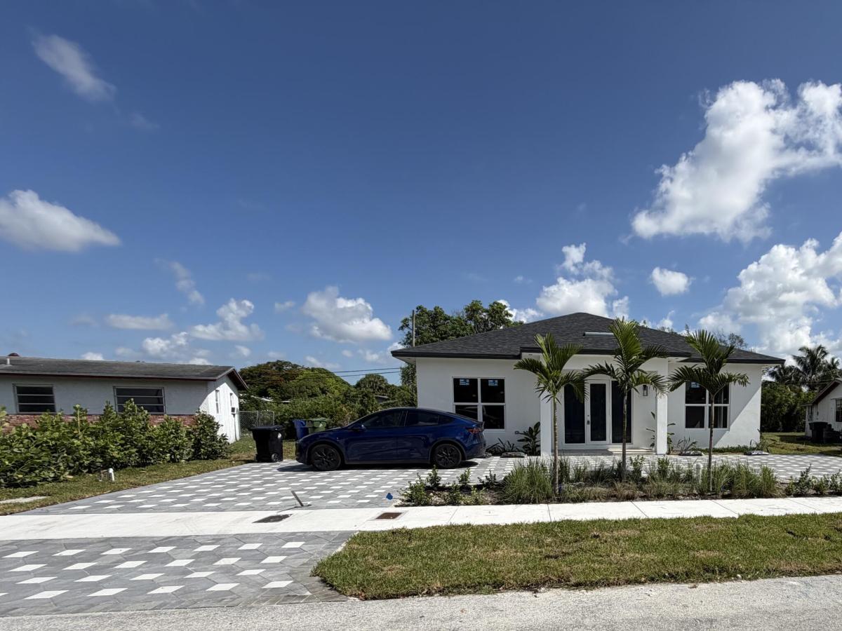 MLS #B26029554 image #0