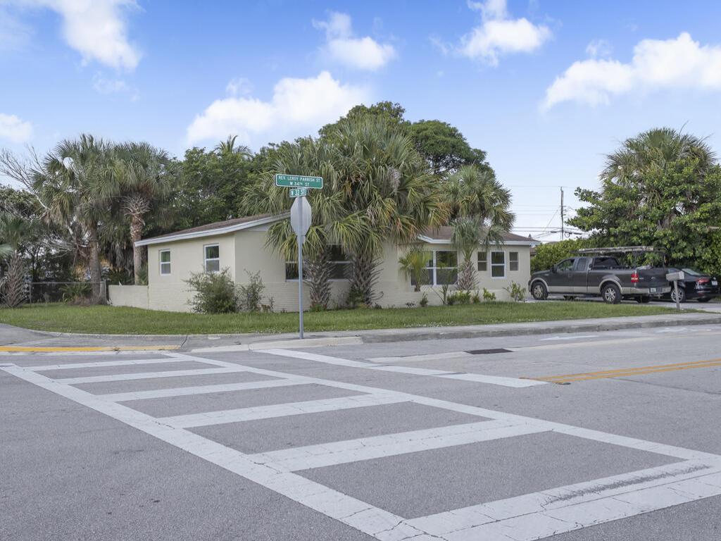 MLS #B26043179 image #0
