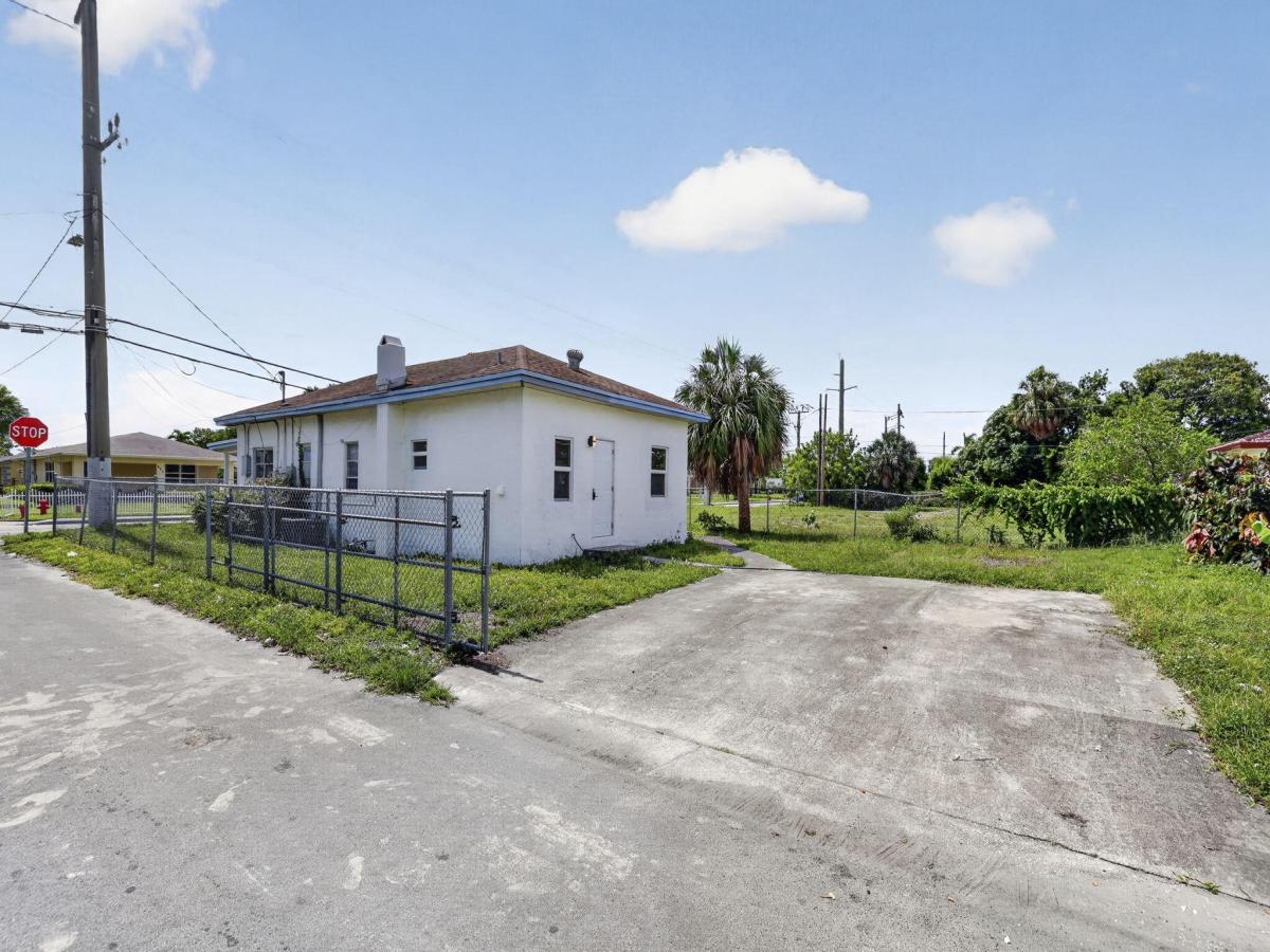 MLS #B26044656 image #0