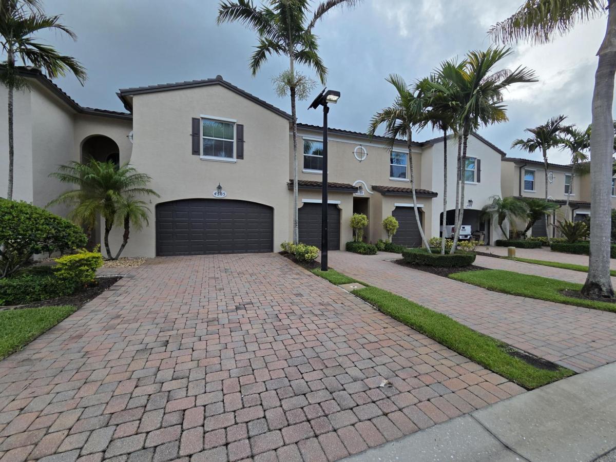 MLS #B26044666 image #0