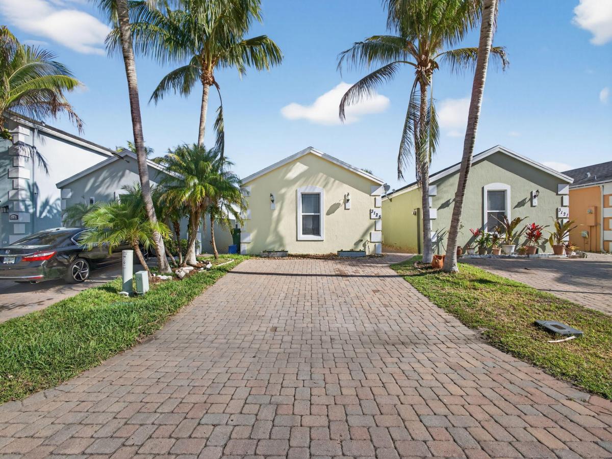 MLS #B26047859 image #0