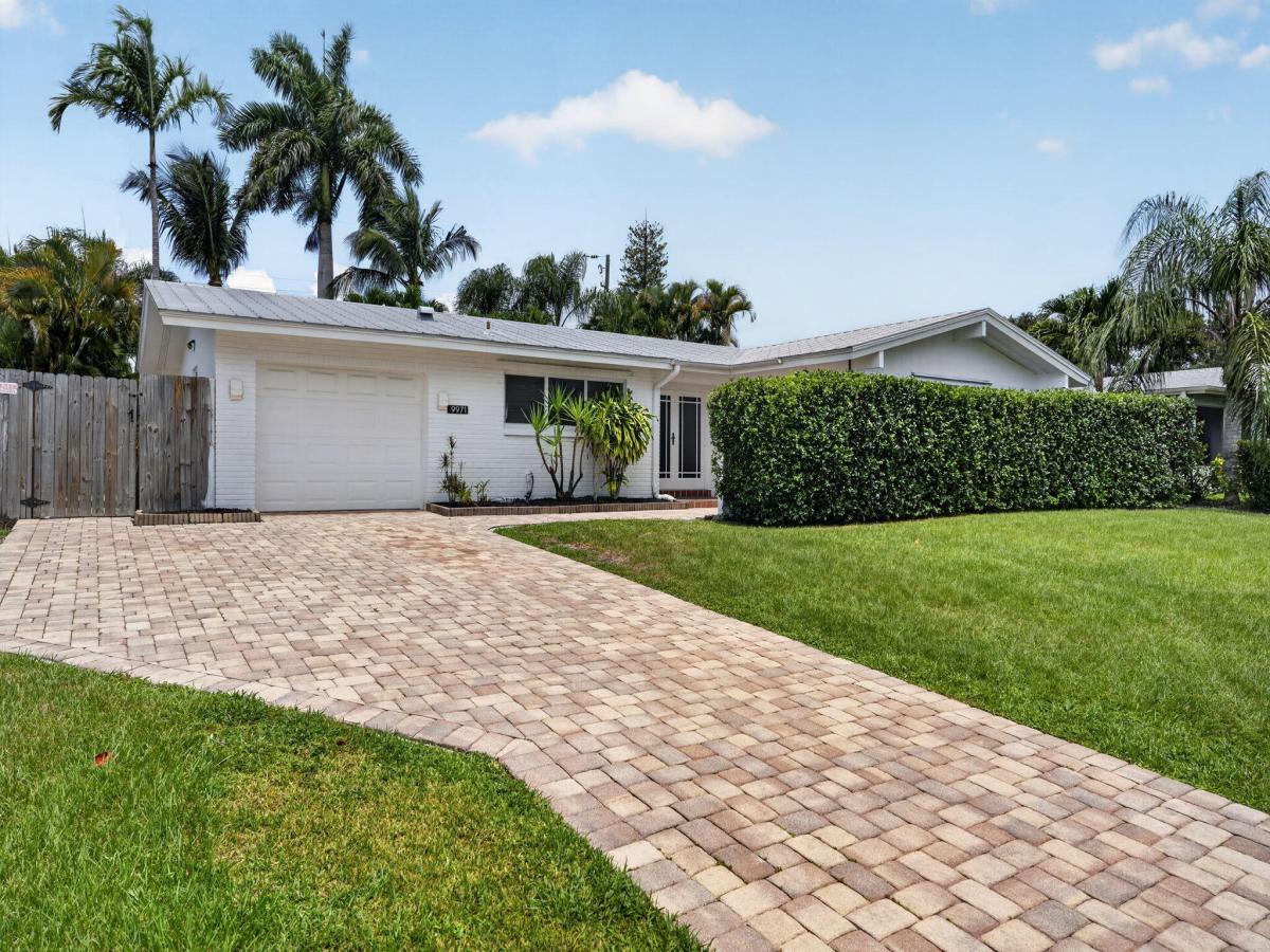MLS #B26048464 image #0