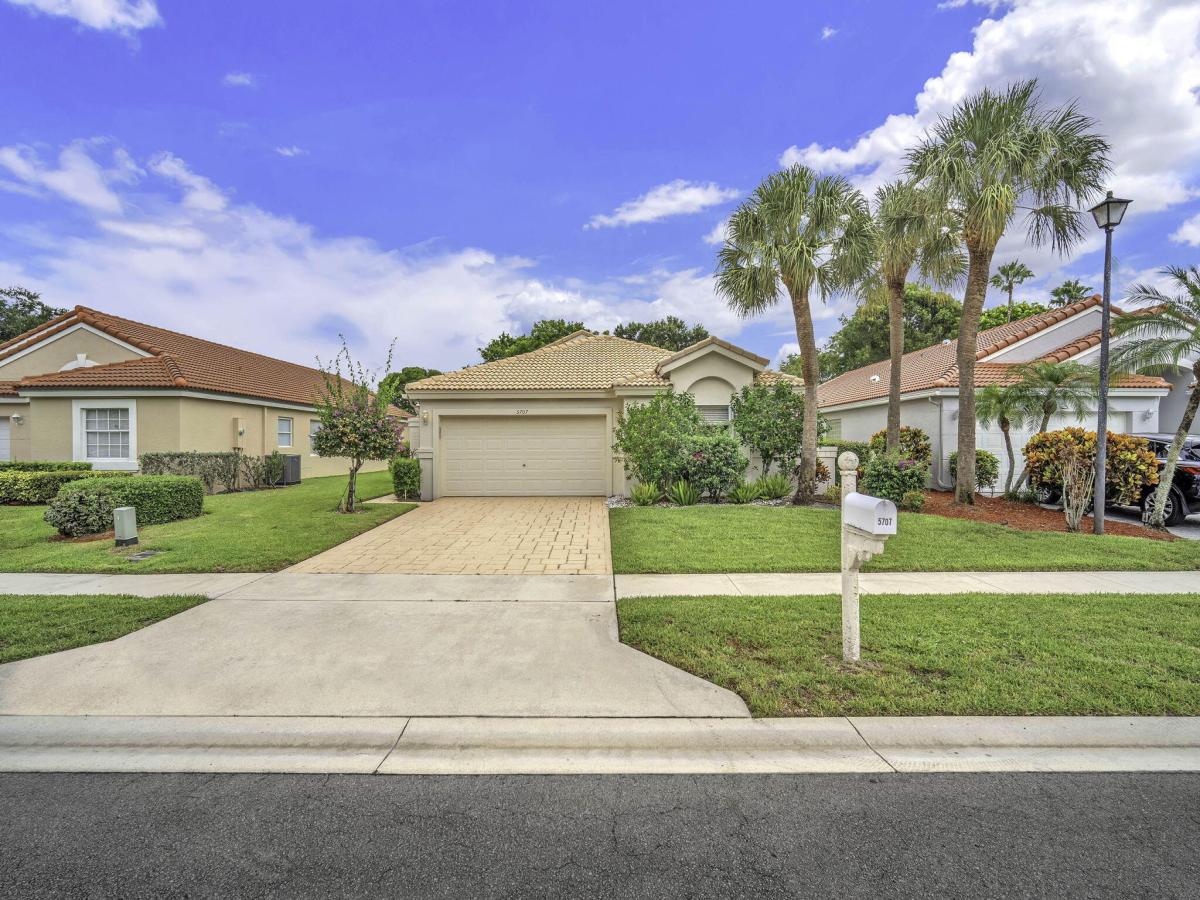 MLS #B26054338 image #0
