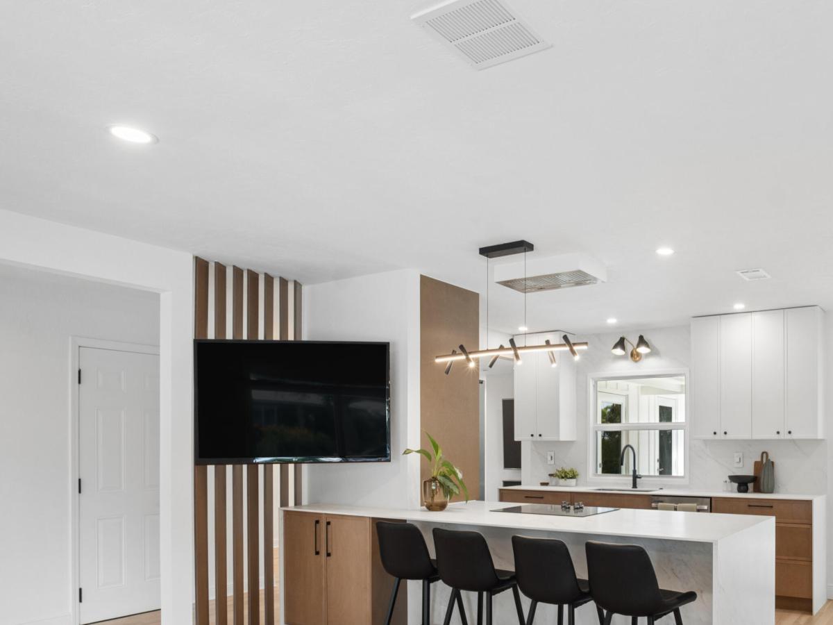 MLS #B26061608 image #0