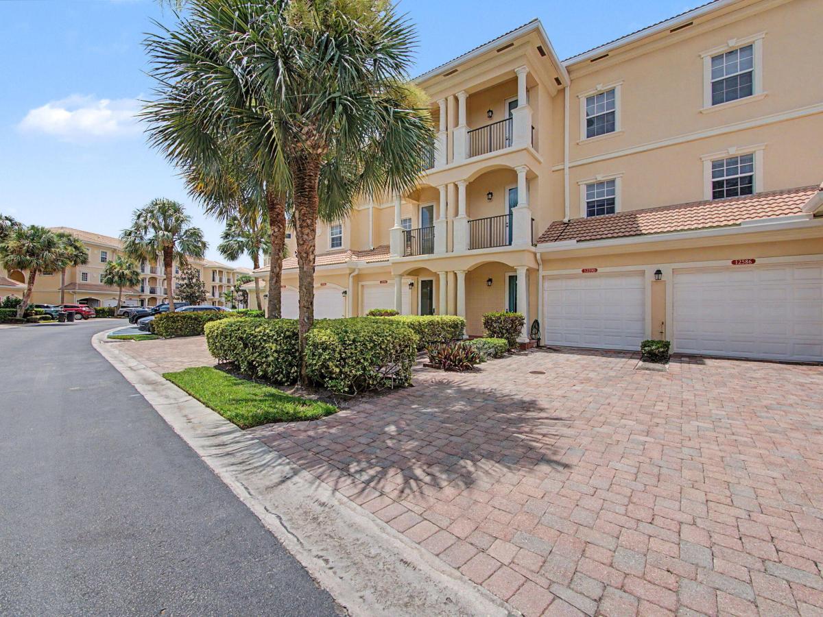 MLS #B26061865 image #0