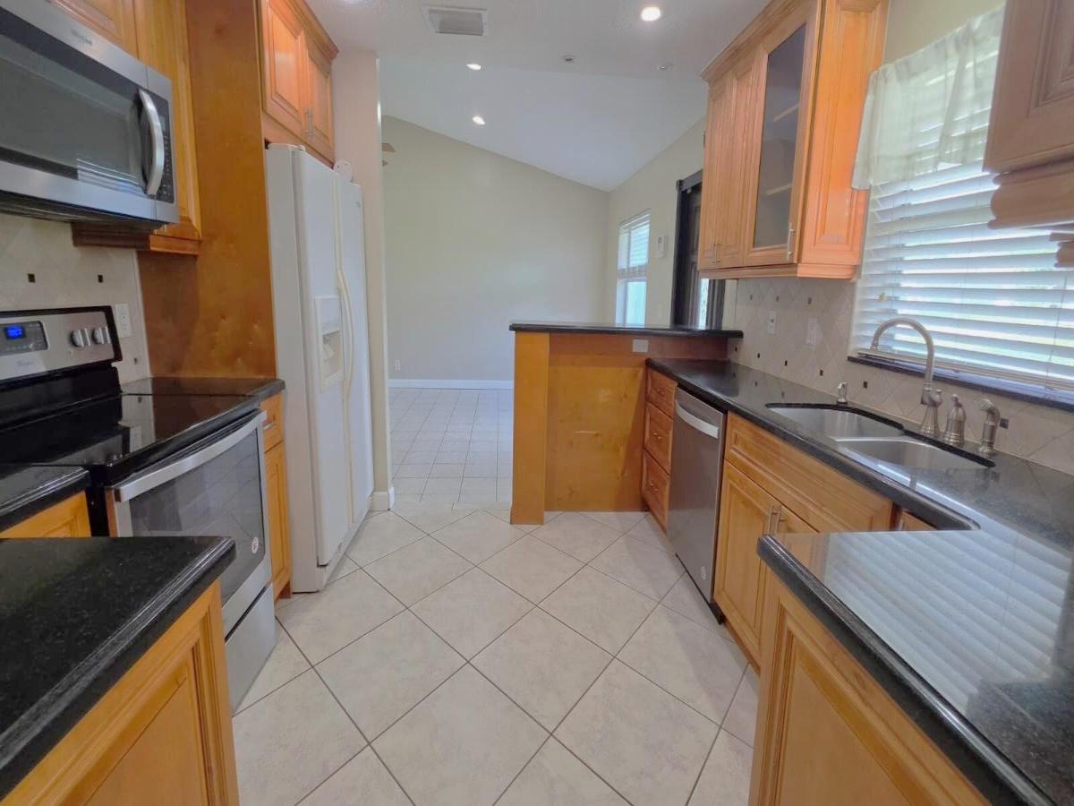 MLS #B26065361 image #0